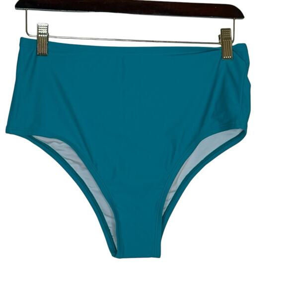 Halara Play It My Way Elegant Green Underwear Woman's Size Large NWT - Picture 1 of 7